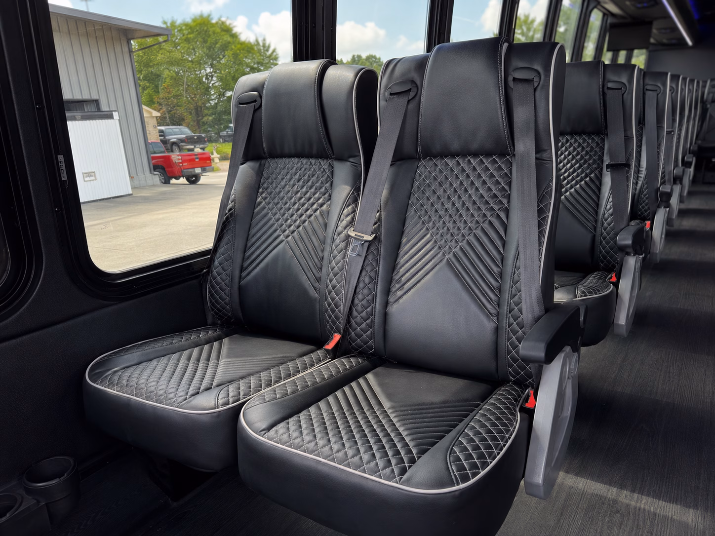 charter buses to giants games at oracle park from concord