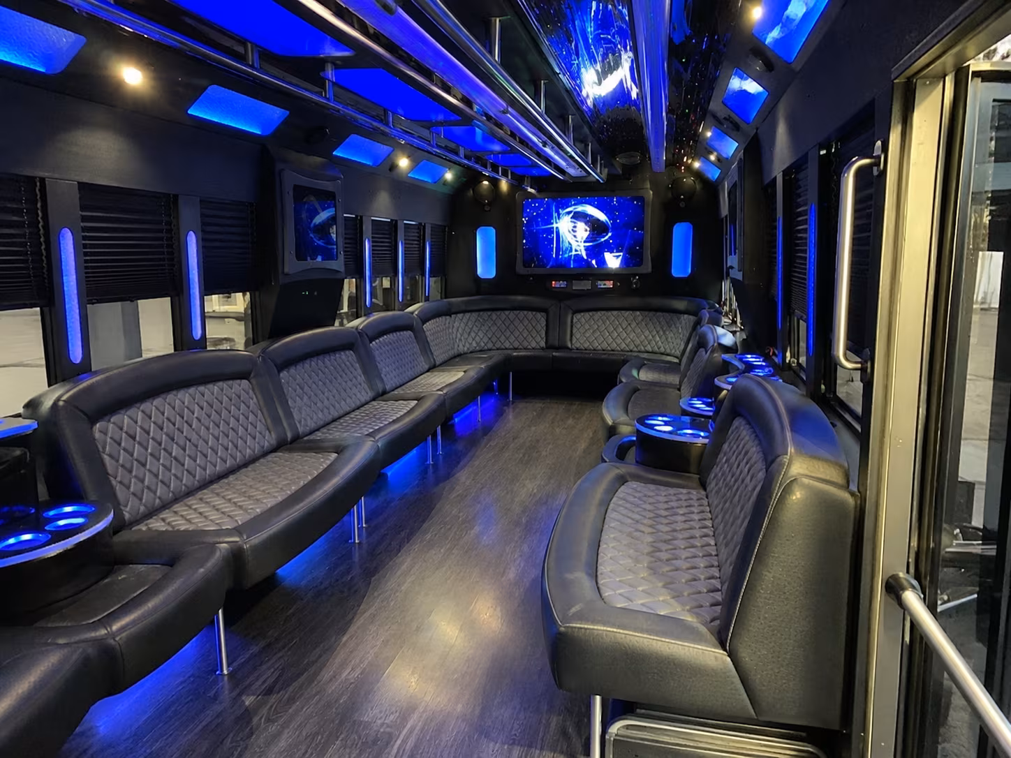 concord 28 passenger party bus interior