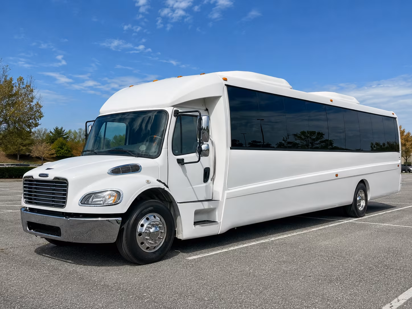 concord 30 passenger party bus