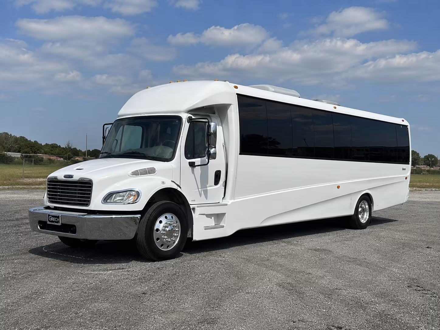 concord 50 passenger party bus